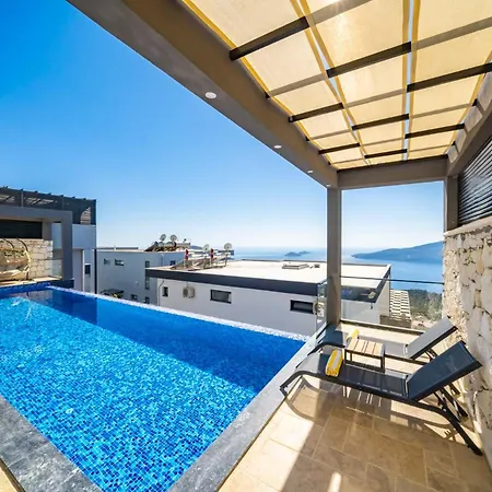 Vila Ceyhun House